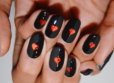 gothic nails unghie nere cuori